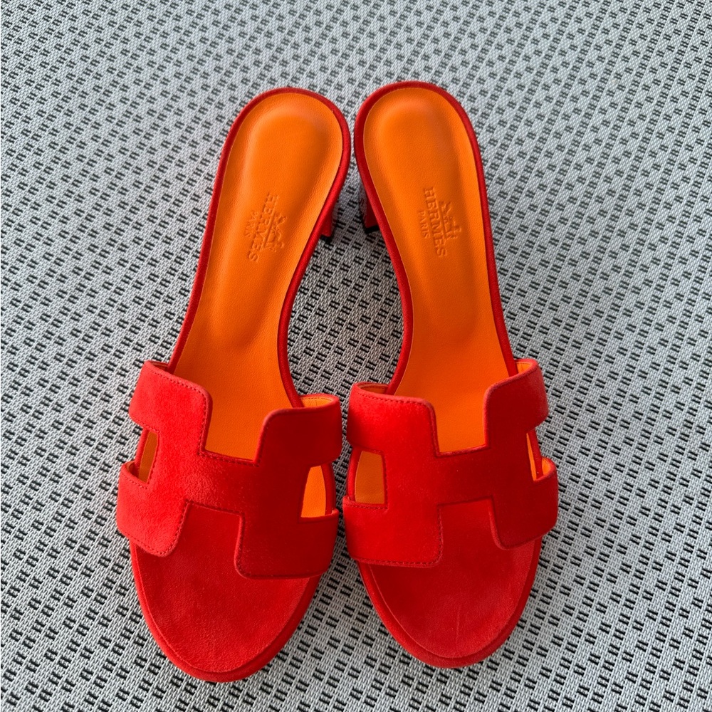 RARE NWT Hermes Sandales